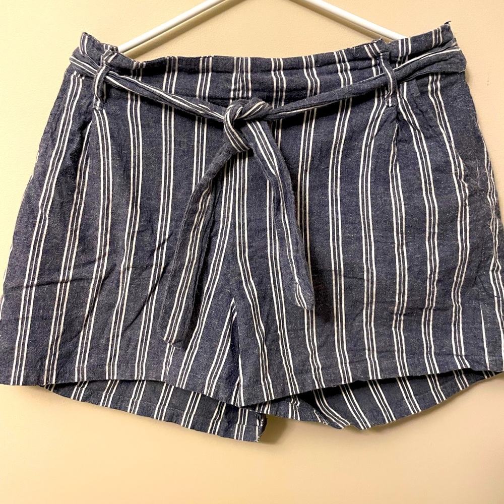✨Striped Shorts - Large